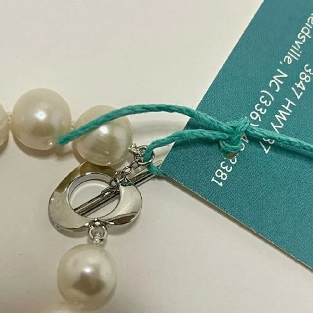 Knotted Large Genuine Freshwater Pearl Toggle Clasp Bracelet - Picture 4 of 5